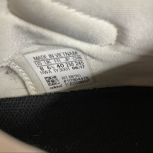 ADIDAS alphabounce shoes-size 8 - Picture 5 of 6